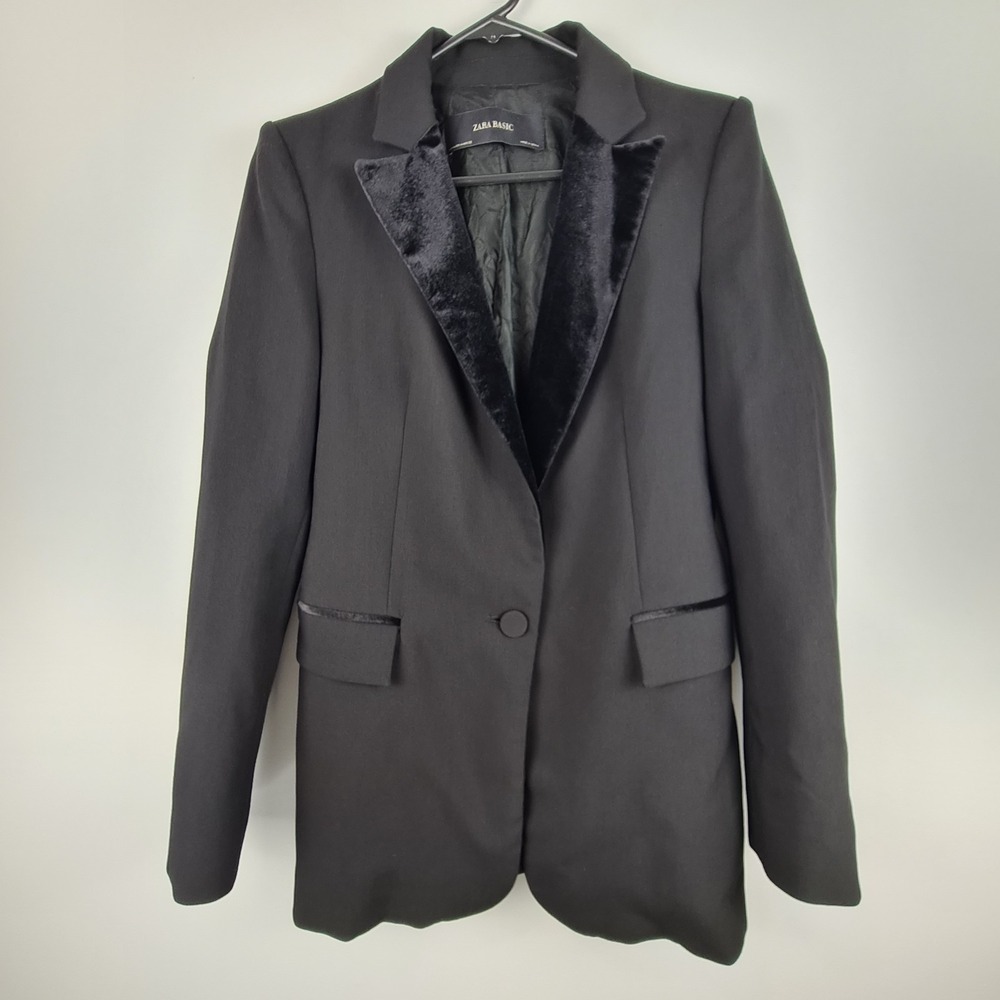Zara Black Velvet-Trim Blazer